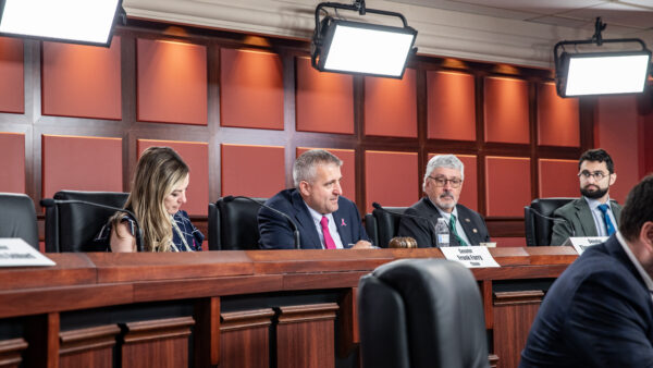 Farry Chairs First Voting Meeting of Senate Institutional Sustainability and Innovation Committee